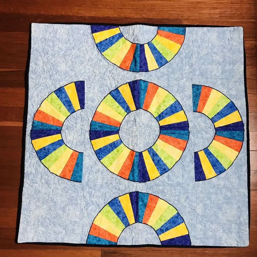 Handmade Amish Dancing Fans Lap Quilt Hand Pieced, Machine Quilted Bright 27x27